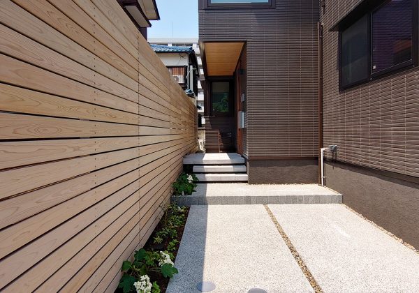 タカショー タンモクひのき
目隠しフェンス