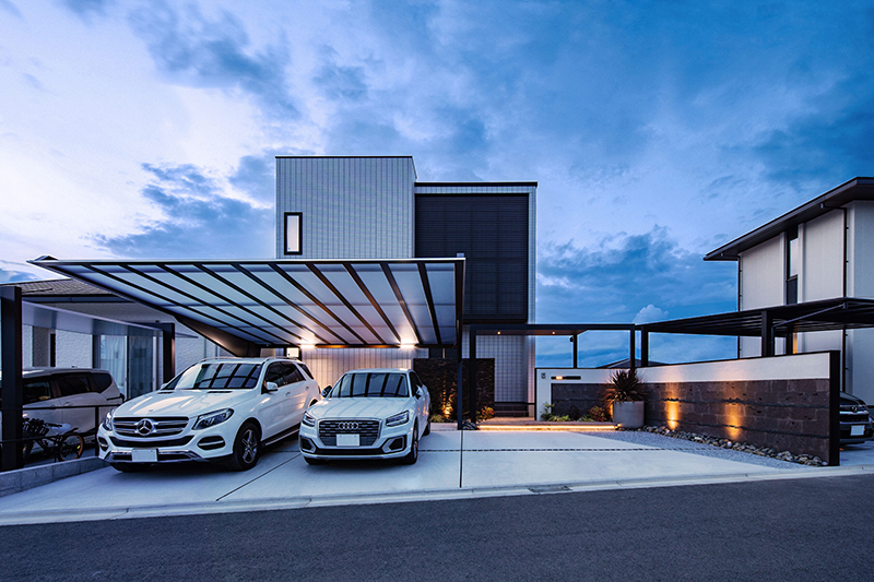 オシャレ外構　セミクローズ