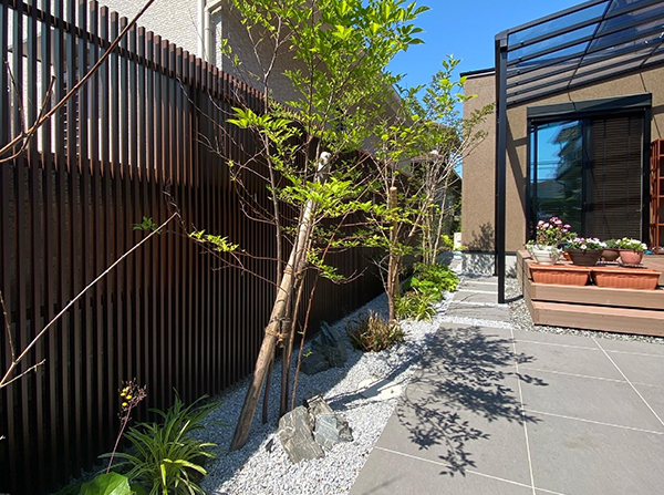 庭 砂利 施工事例