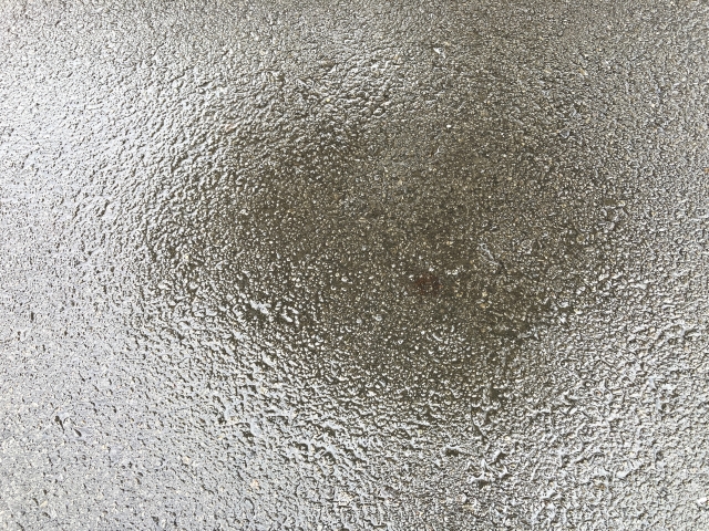 水たまりができる主な原因