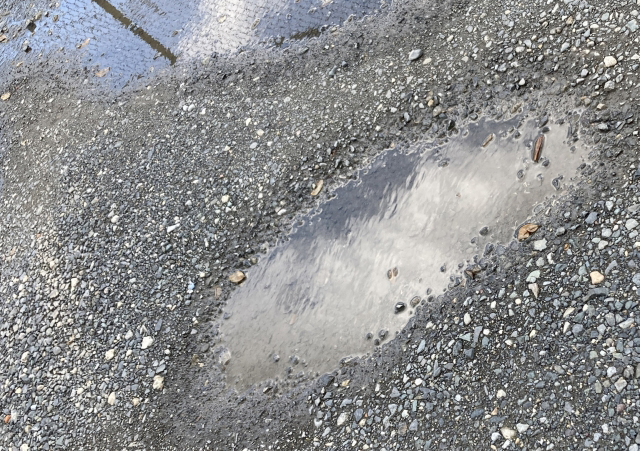 砂利・砕石仕上げの水たまり対策