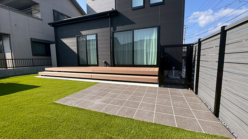 施工事例、庭の虫対策で「もう一つのリビング」を実現