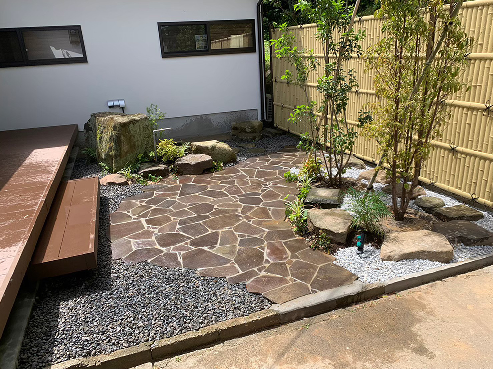 和風、庭、リフォーム、施工後、宗像市 外構リフォーム 和モダン 鉄平石 乱張り